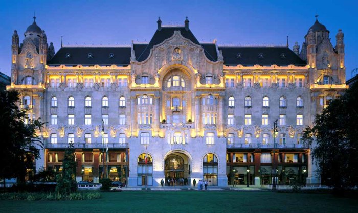 fourseasonshotelbudapestfacade